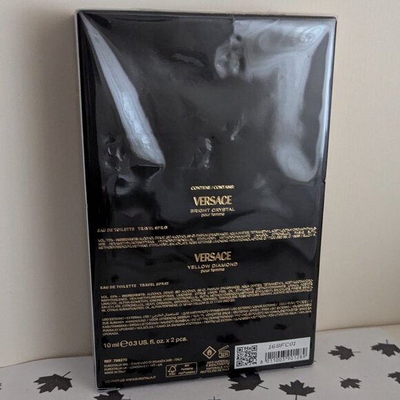 Versace Bright Crystal and Yellow Diamond ED T Travel sp ray set - Picture 2 of 2